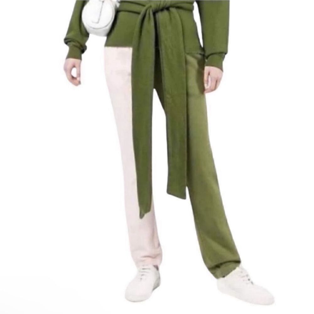 La Detresse Two tone Pale/Pink
Sweatpants(Size Medium)